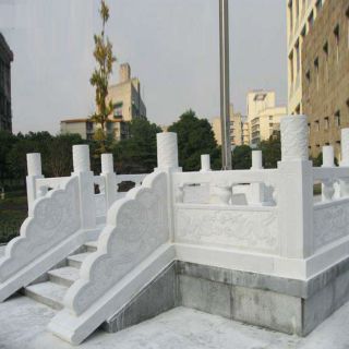 國(guó)旗臺(tái)的尺寸規(guī)格有什么標(biāo)準(zhǔn)或規(guī)范嗎？