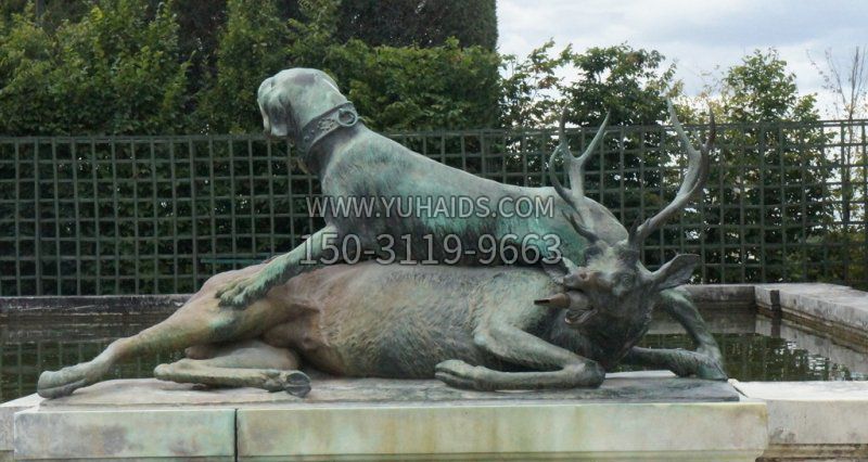 公園梅花鹿和狗動物景觀銅雕 公園梅花鹿和狗動物景觀銅雕