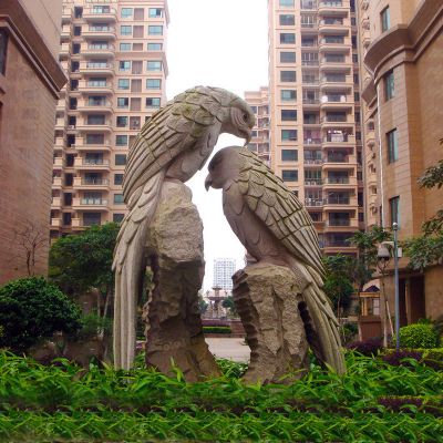影響石雕兩只藝術(shù)鸚鵡報價的因素有哪些？
