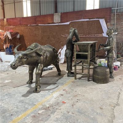 玻璃鋼仿銅人物、牛和風車