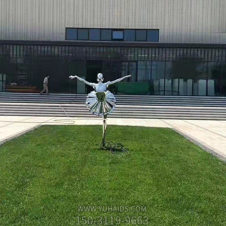 戶(hù)外廣場(chǎng)公司門(mén)口不銹鋼鏡面跳舞的抽象人物景觀雕塑