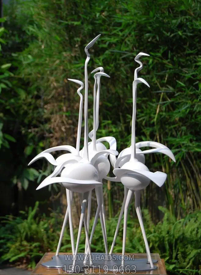 戶(hù)外景區(qū)創(chuàng)意玻璃鋼白色火烈鳥(niǎo)雕塑