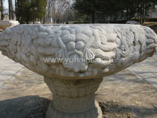 花盆底部的小孔有什么作用？